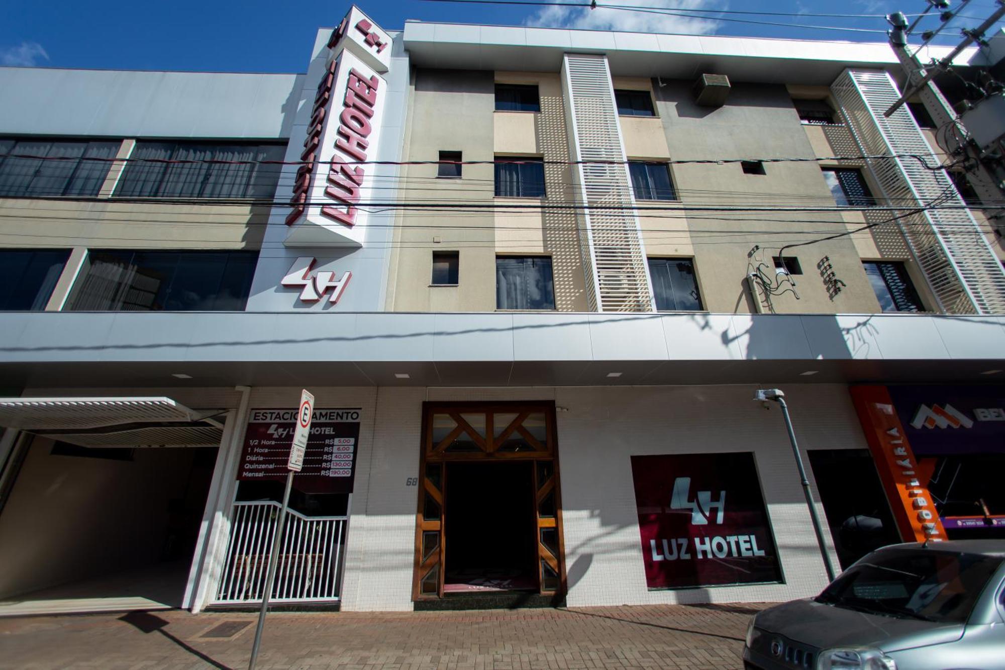 Luz Hotel Пато Бранко Екстериор снимка